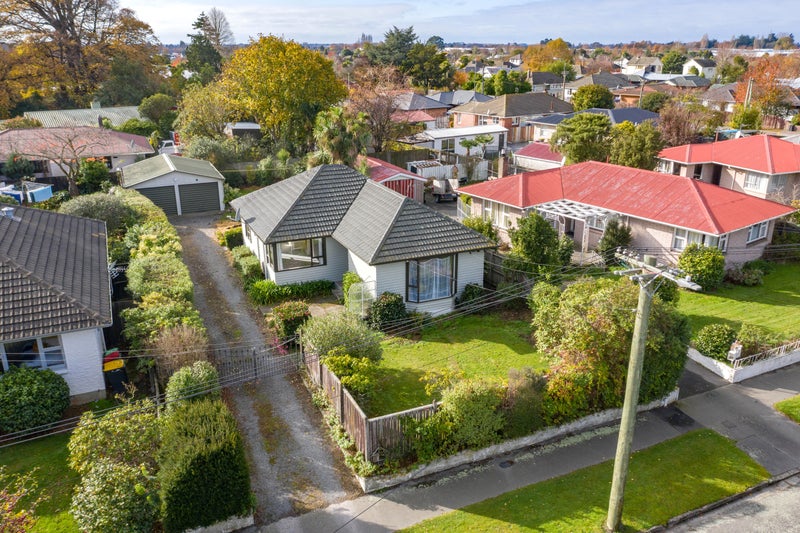 8 Reynolds Avenue, Bishopdale, Christchurch - Carousel 1