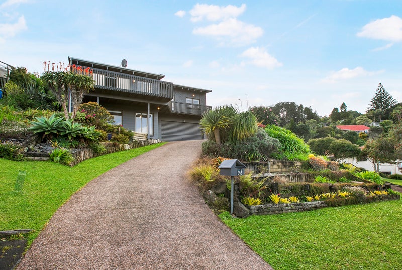 75 Rosecamp Road, Beach Haven, Auckland - Carousel 1