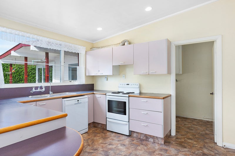 83 Dunrobin Street, Waverley, Dunedin - Carousel 2