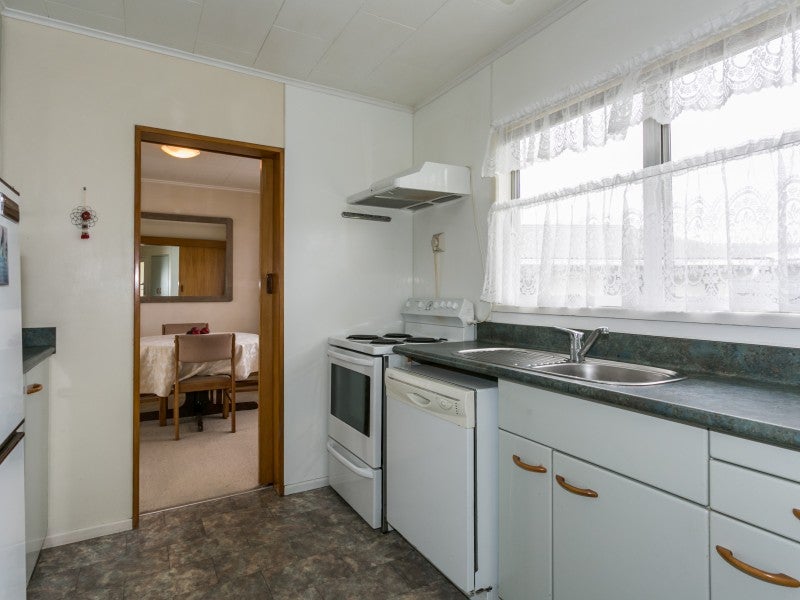 2 Galway Street, Tamatea, Napier - Carousel 2