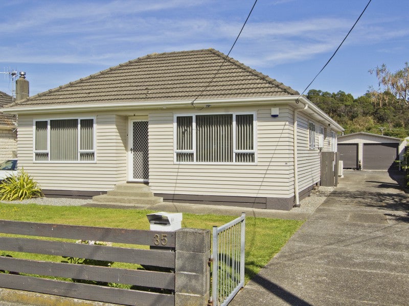 35 Wellington Road, Wainuiomata, Lower Hutt - Carousel 1