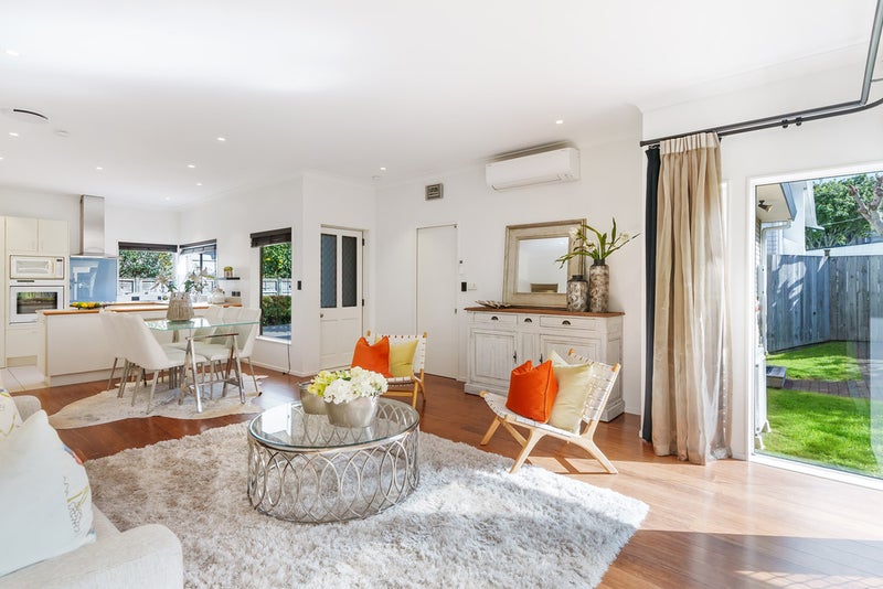 8A Peet Avenue, Royal Oak, Auckland - Carousel 2