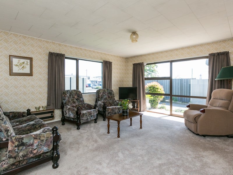 1/4 Lee Road, Taradale, Napier - Carousel 2
