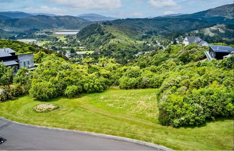 81 Mount Marua Way, Timberlea, Upper Hutt - Carousel 2