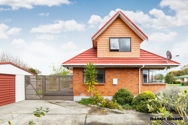 41 Dalfield Place, Highbury, Palmerston North - Carousel 20