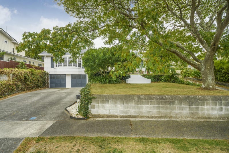 25 Chilton Grove, Hokowhitu, Palmerston North - Carousel 24