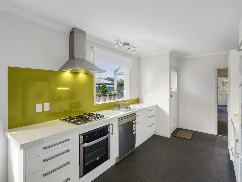 23 Kent Crescent, Awapuni, Palmerston North - Carousel 2