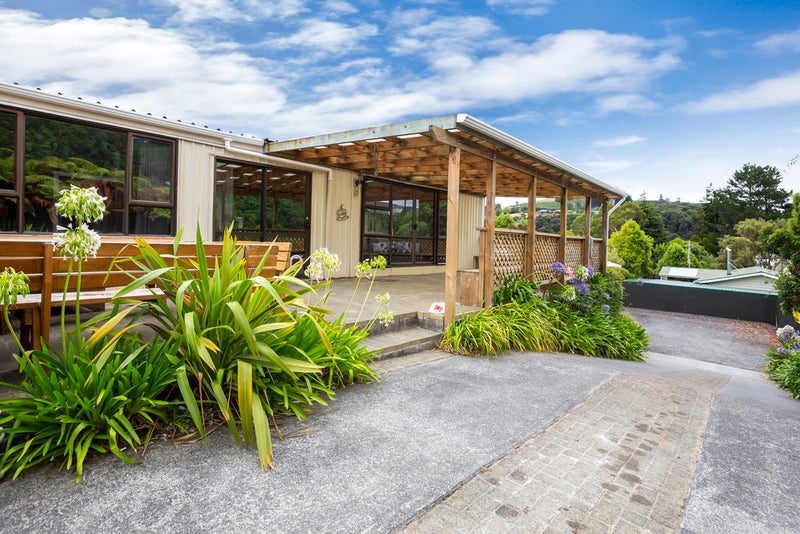34 Gillespies Road, Birchville, Upper Hutt - Carousel 2