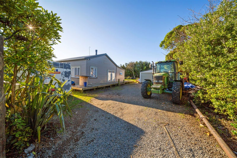 24 Hira Street, Hawera - Carousel 15