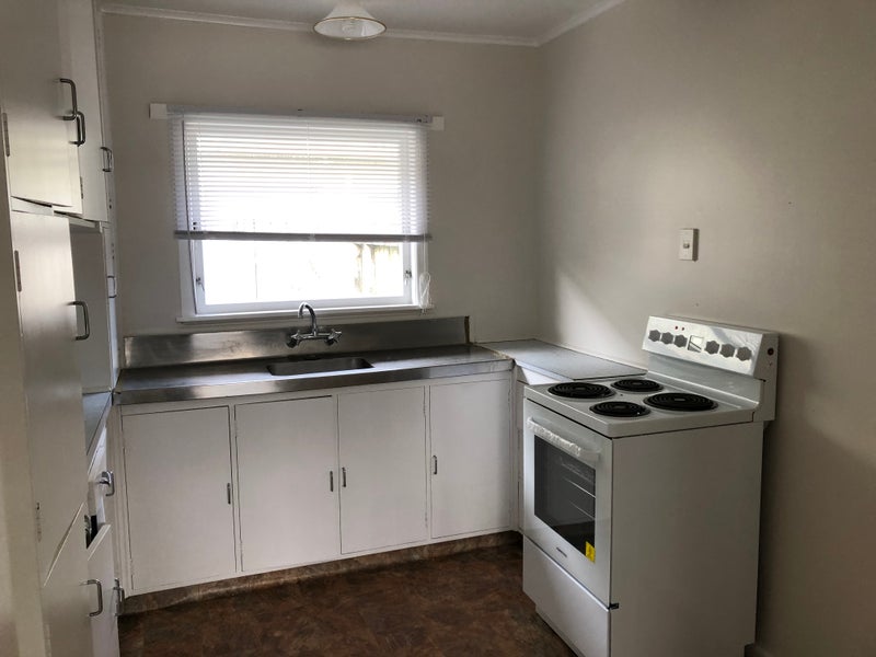 1/1171 Victoria Street, Whitiora, Hamilton - Carousel 2