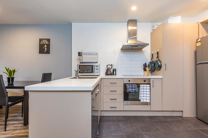 1E/6 Piwakawaka Street, Eden Terrace, Auckland - Carousel 1