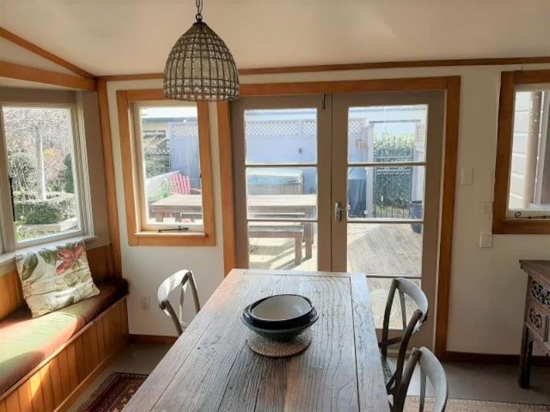 8 Pukenui Street, Strandon, New Plymouth - Carousel 1