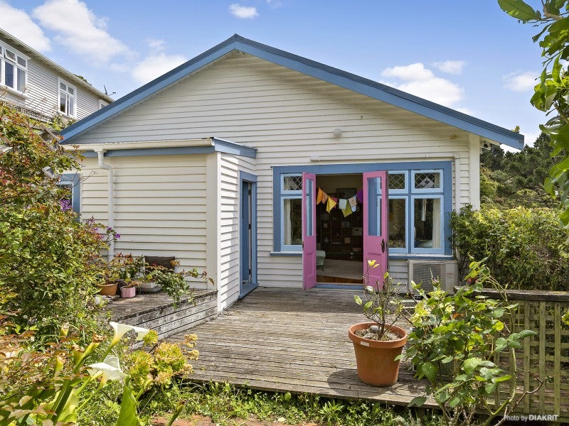 47 Durham Street, Aro Valley, Wellington - Carousel 1