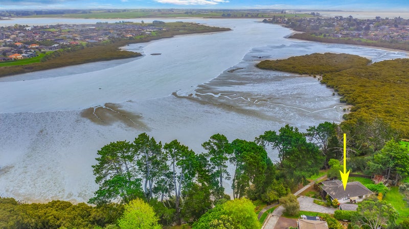 11 Cade Place, Weymouth, Auckland - Carousel 2