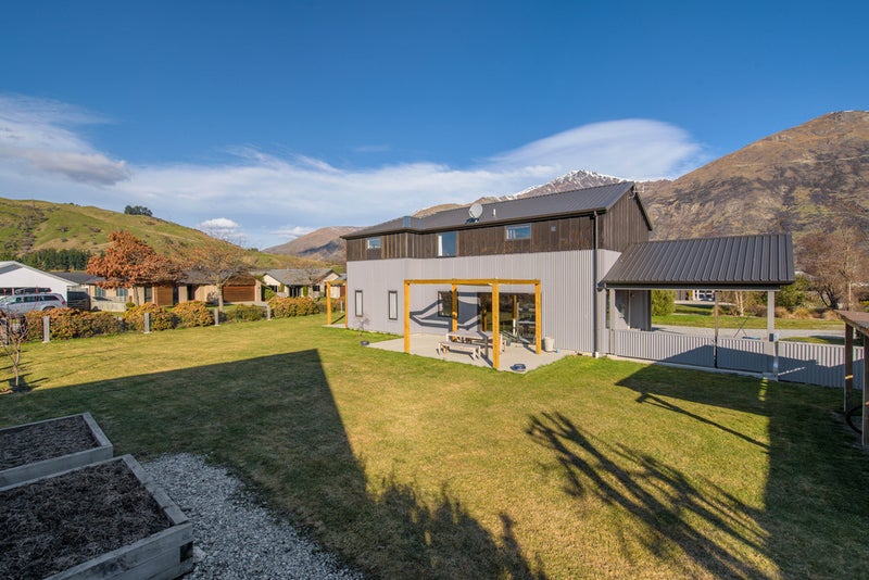 13 Coburn Place, Lake Hayes, Queenstown - Carousel 2