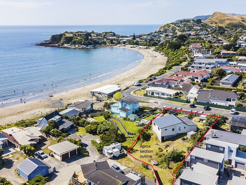3 Toms Road, Titahi Bay, Porirua - Carousel 1