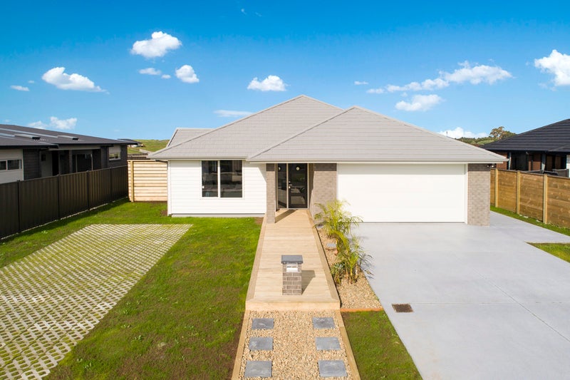 69 Stace Hopper Drive, One Tree Point - Carousel 1