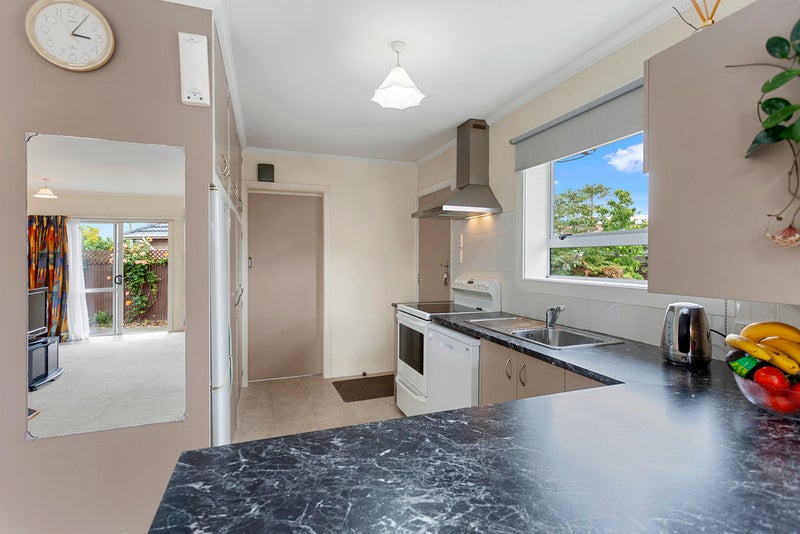 46 Vardon Crescent, Shirley, Christchurch - Carousel 2