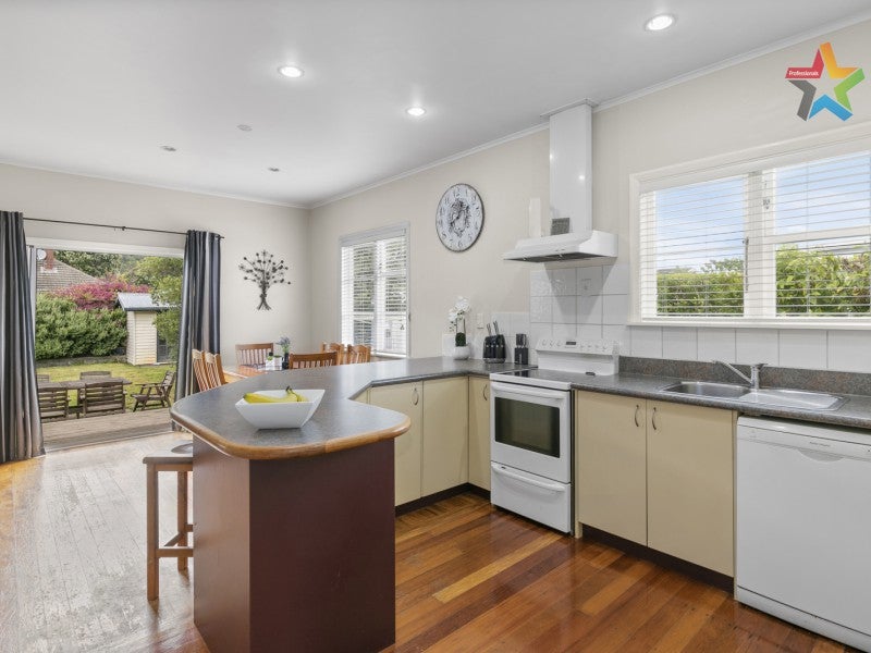 11 Godley Street, Waterloo, Lower Hutt - Carousel 2