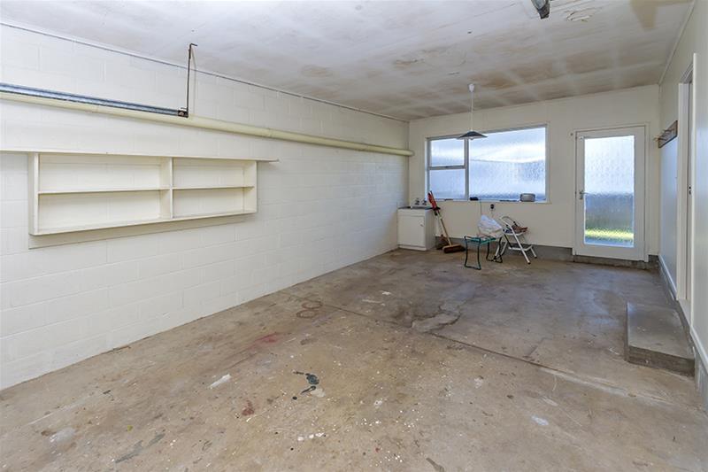 2/63 The Boulevard, Sunnyhills, Auckland - Carousel 14