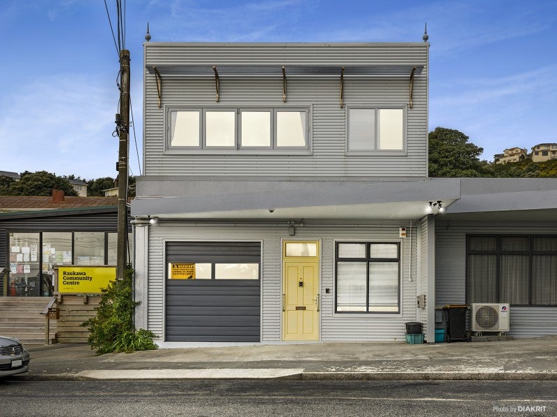 69 Raukawa Street, Strathmore Park, Wellington - Carousel 1