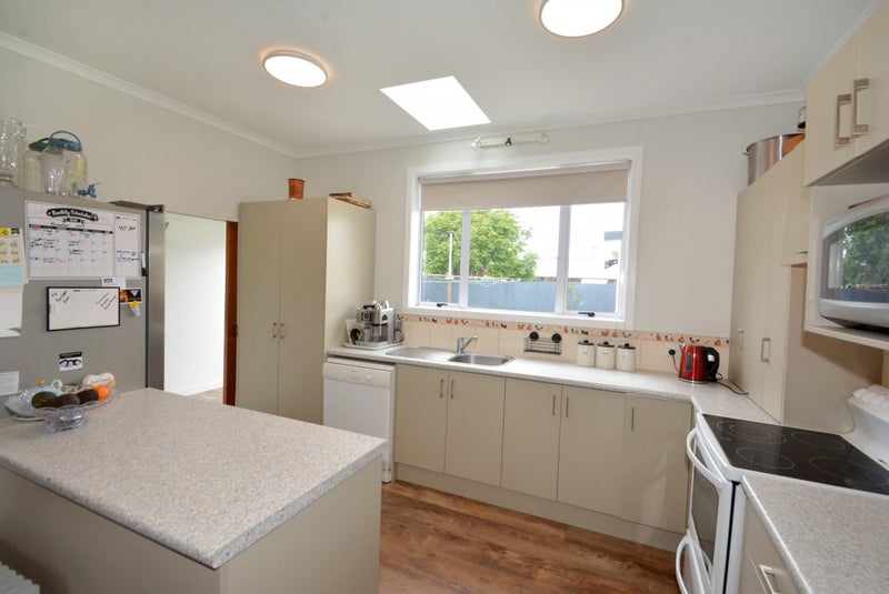 5 Freyberg Street, Saint Kilda, Dunedin - Carousel 2