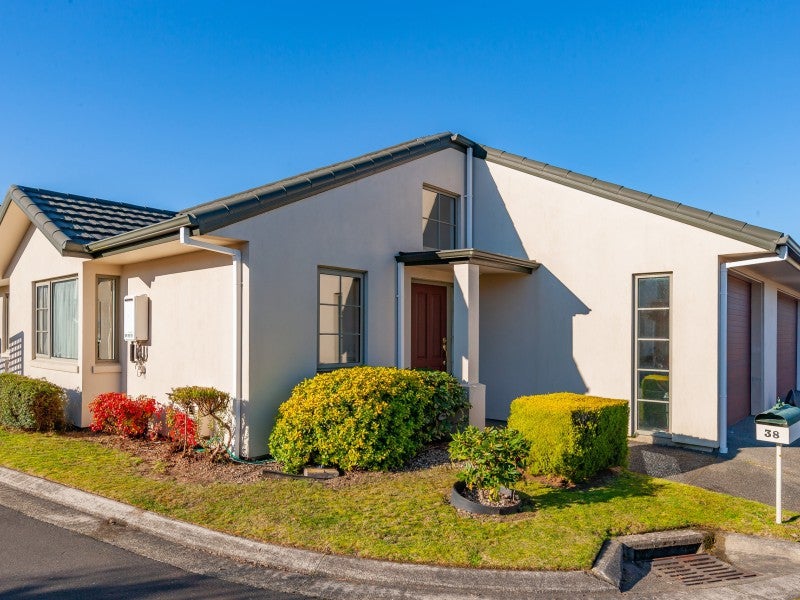 38 Lakeridge Close, Rangatira Park, Taupo - Carousel 1