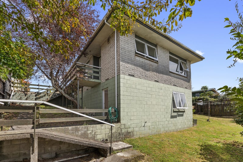 2/1130 Cameron Road, Gate Pa, Tauranga - Carousel 14