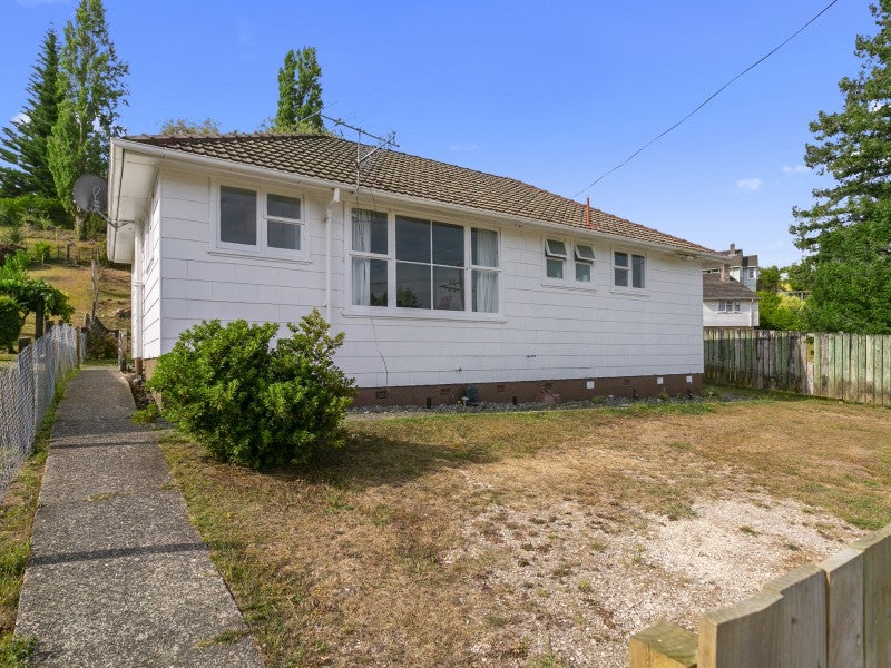 15 Esplanade, Te Kūiti - Carousel 1