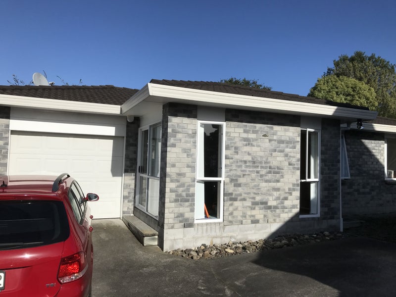 1/6 Clarion Place, Glendene, Auckland - Carousel 2