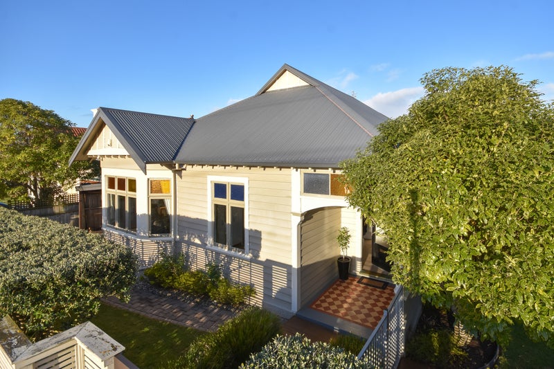 46 Albert Street, Saint Clair, Dunedin - Carousel 1