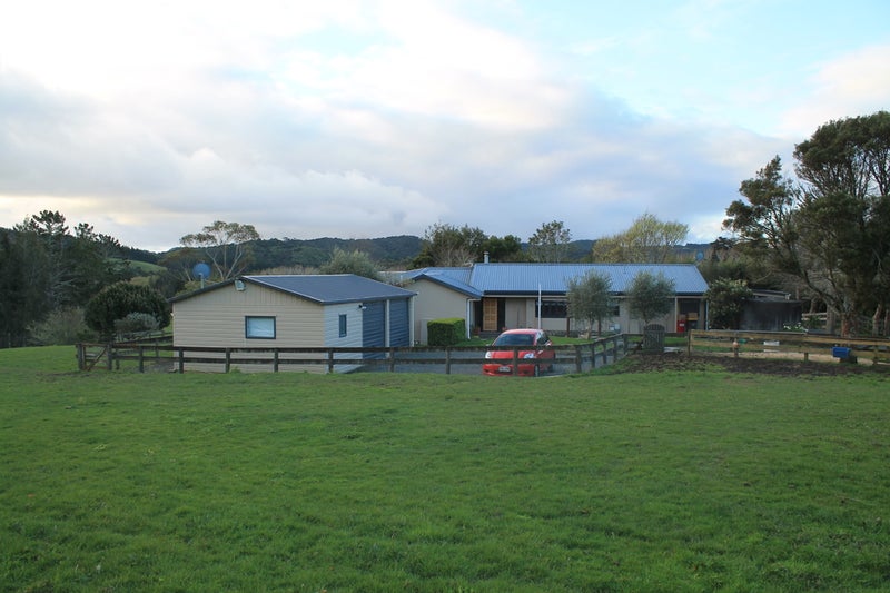21 Ararimu Valley Road, Waimauku - Carousel 2