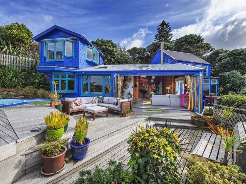 11 Cave Road, Houghton Bay, Wellington - Carousel 1
