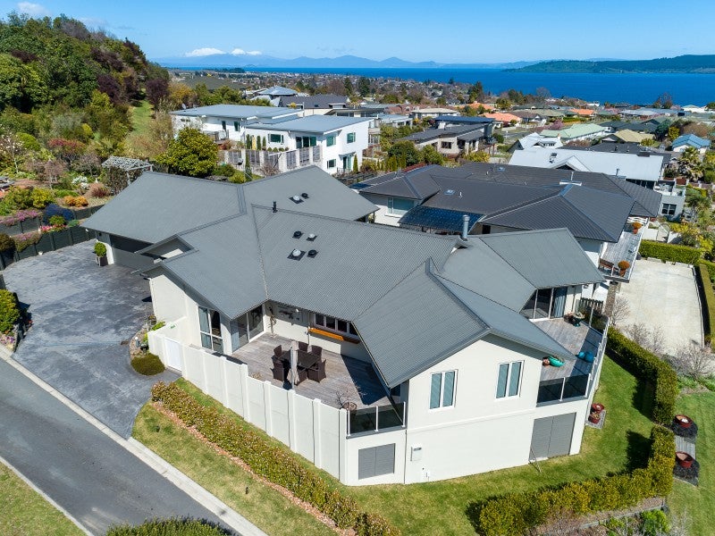 18 Botanical Heights Drive, Waipahihi, Taupo - Carousel 19