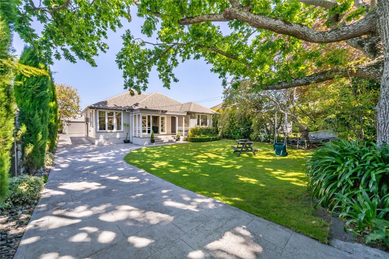 350 Fergusson Drive, Heretaunga, Upper Hutt - Carousel 1