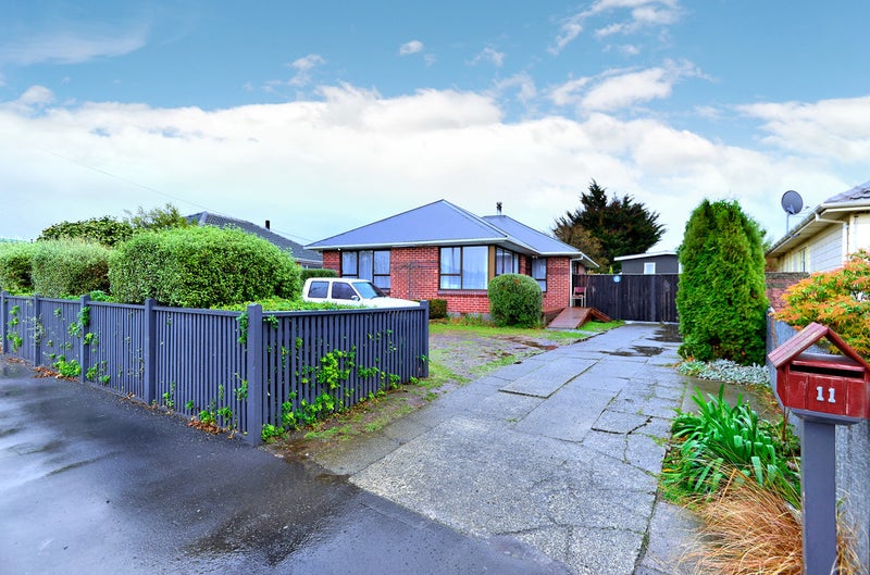 11 Tauiwi Crescent, Hei Hei, Christchurch - Carousel 2