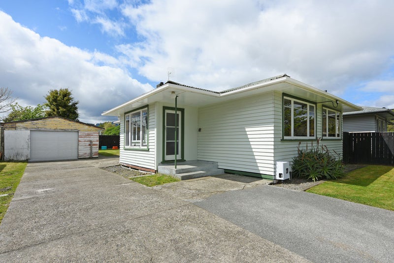 16 Totara Park Road, Clouston Park, Upper Hutt - Carousel 14