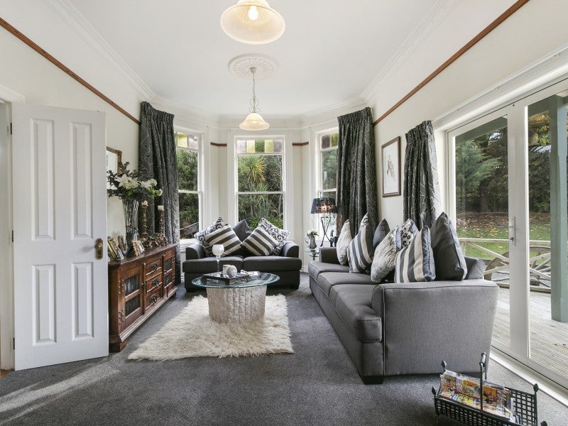 130 Kaitangata Crescent, Kelson, Lower Hutt - Carousel 2