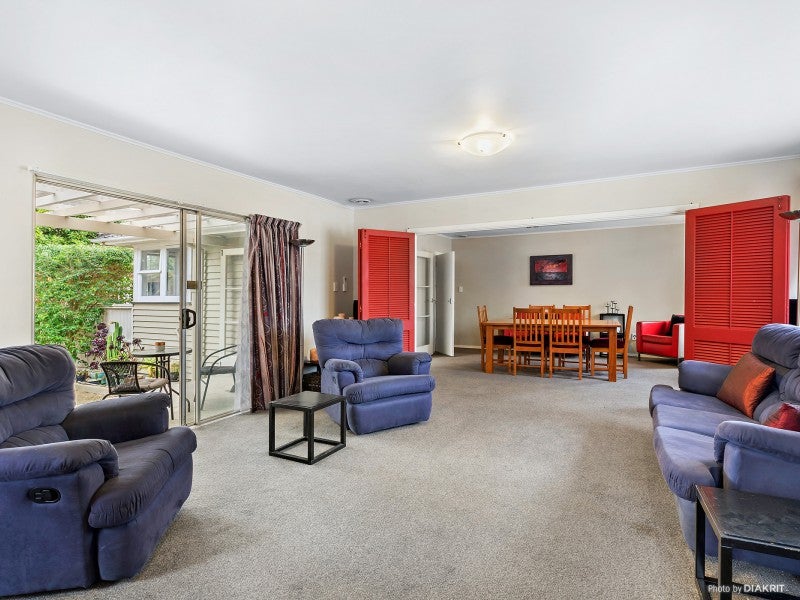 30 Stephen Street, Trentham, Upper Hutt - Carousel 2