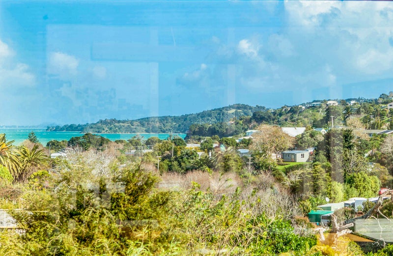 33A Ocean Road, Surfdale, Waiheke Island - Carousel 1