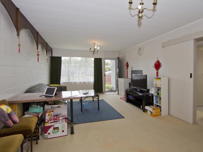 48A Whites Line West, Woburn, Lower Hutt - Carousel 1