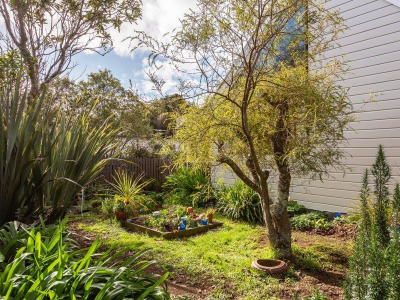 35A Duthie Street, Karori, Wellington - Carousel 15