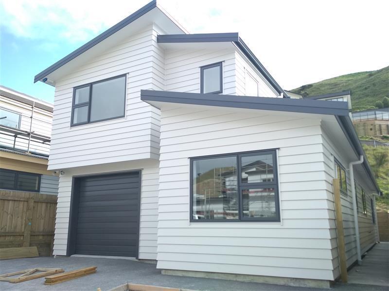 51 Melksham Drive, Churton Park, Wellington - Carousel 1