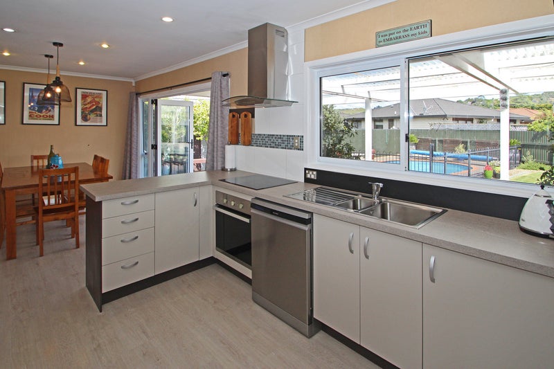 34 Neeve Road, Taradale, Napier - Carousel 2