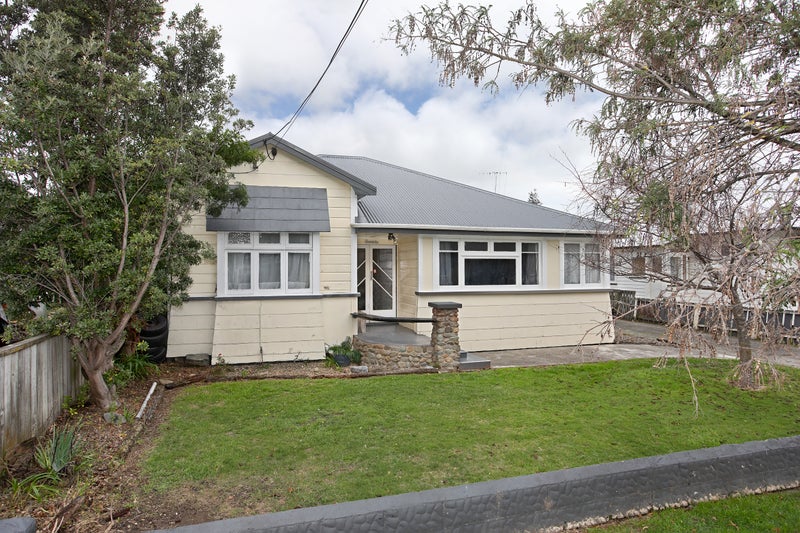 13 York Street, Feilding, Feilding - Carousel 2