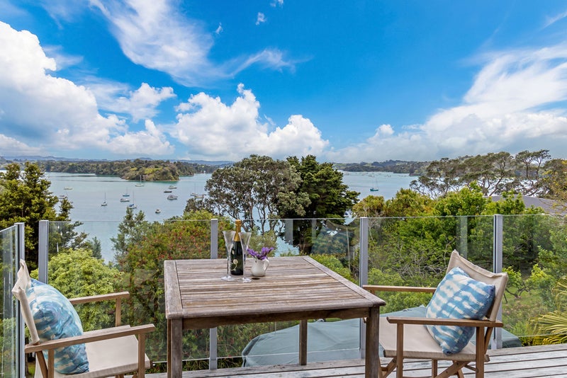 23 Barr Road, Mahurangi West, Warkworth - Carousel 1