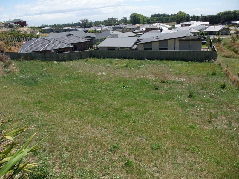 7 Rushden Rise, Westmorland, Christchurch - Carousel 1