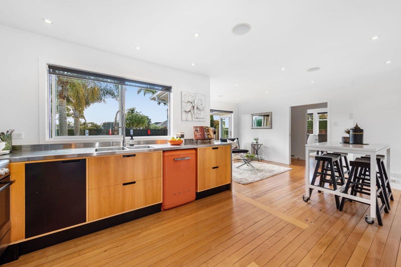 153 West Tamaki Road, Glen Innes, Auckland - Carousel 2