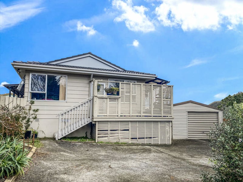 93 Everglade Drive, Totara Heights, Auckland - Carousel 1