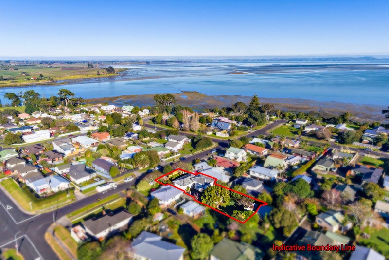 33 McLeod Road, Weymouth, Auckland - Carousel 1